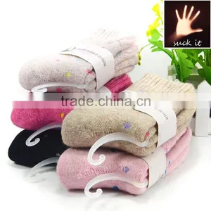 Cute Flower Printing Wool Socks Female Socks Thick Warm Thick Winter Socks for Women thumbnail-1
