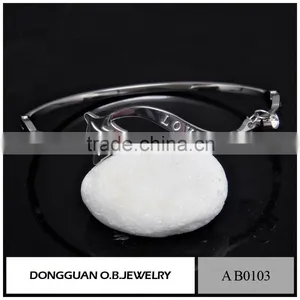 Newest Design Fashion Lovely Jewelry Bracelet With White Gold Plated With Fox thumbnail-2