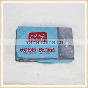 Logo Customized Bamboo Charcoal Non Woven Quilt Storage Bag thumbnail-3