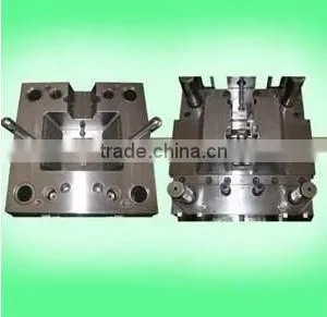 Plastic Injection Molding Products for Plastic Moulding Parts of Mirror Inserted Make-up Casing thumbnail-4