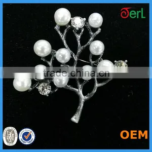 Manufacturer Wholesale Leaf Shape Wedding Rhinestone Brooch thumbnail-1