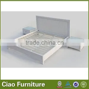 KING SIZE WHITE RATTAN BED thumbnail-1