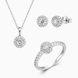 Shining Star Jewelry Women's Luxury Cubic Zirconia Halo Round Bridal Jewelry Set thumbnail-3