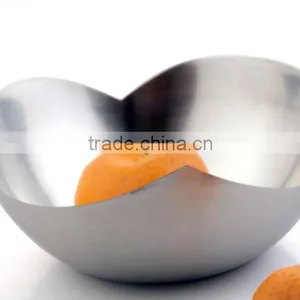 STAINLESS STEEL FRUIT BOWL HEART SHAPE thumbnail-1