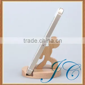 Man Modeling Wooden Cell Phone Holder & Mobile Phone Ring Holder thumbnail-1