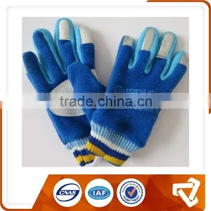 Comfortable Fleece Gloves For Children thumbnail-4