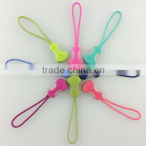Soft Pvc Zip Puller thumbnail-1