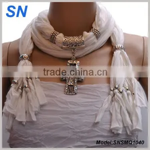 Diamond Decorated Silver Cross Pendant Pashmina Shred Scarf thumbnail-1