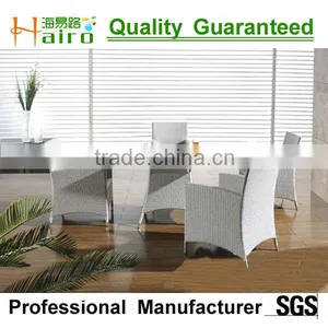 PE Rattan Coffee Table and 4pcs Chairs thumbnail-1