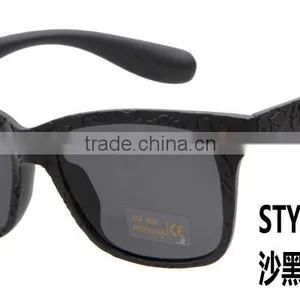 New Style Super Fashion Sunglasses Brand Embossed Flower on Frame thumbnail-2