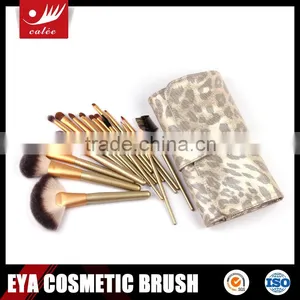Professional 18 Piece Wooden Cosmetic Brush Set thumbnail-3