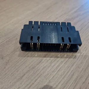 Board to Board Module Amphenol FCI 4pin Pwrblade 10127397-03H1510LF Power Blade Connector for Rectifier Module thumbnail-1
