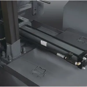 Hongshengjie Horizontal Metal Band Saw Machine G1-35/45 – Suitable for Cutting Angle Steel and H-shaped Steel Profiles thumbnail-4