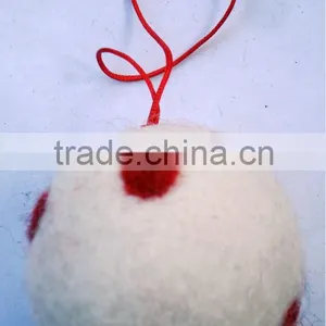 Christmas Decorative Felt Ball thumbnail-1