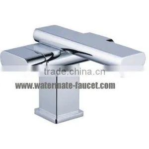 Double Handle Single Hole Deek Mount Basin Faucet thumbnail-1
