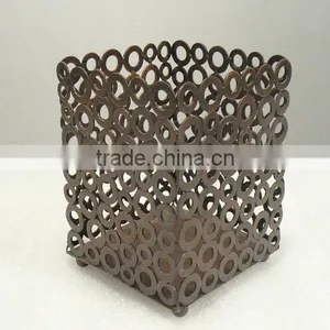 Hurricane Candle/Pillar Holder thumbnail-1