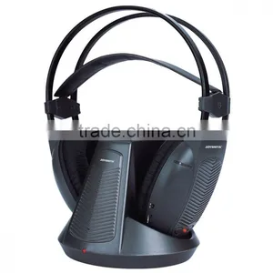 UHF Stereo Wireless Headphone thumbnail-1