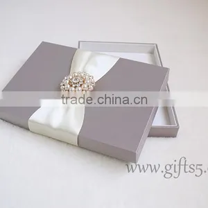 Elegant Grey Wedding Invitation Card Box With Brooch thumbnail-4