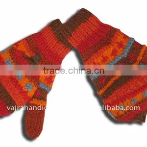 Woolen Gloves thumbnail-1