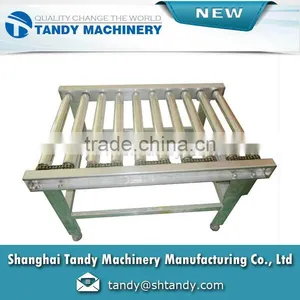 Automatic Metal Cans Turning Roller Conveyor for Milk Packaging Line thumbnail-1