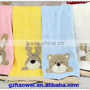 High Quality Overlocking Embroidered Baby Fleece Blanket thumbnail-1