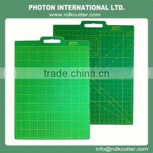 Self Healing Mat With Handle thumbnail-1
