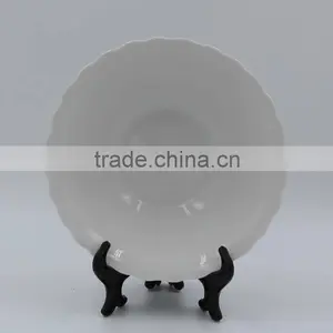 PORCELAIN DISH IN LOTUS SHAPE thumbnail-4