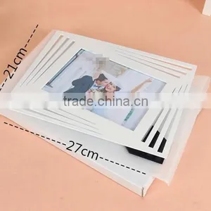 Cheap Wholesale Wooden Large Round Wall Picture Frames,cheap Small Picture Frames,shabby Chic for Bedroom thumbnail-2