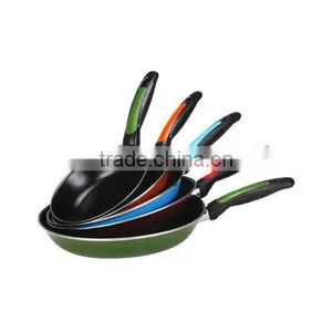 3pcs Carbon Steel Frying Pan With Wooden Handle thumbnail-1