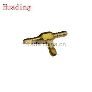 T-type ,3-way , Connection With Sleeve Rubber Hose(hose Barb ) thumbnail-1