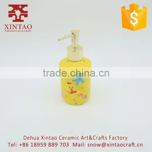 New Arrived Ceramic Shampoon Dispenser,decorative Cleanser Essence Bottle in Cock Shaped thumbnail-1