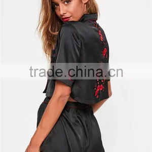 MGOO Embroidered Satin Pajama Set Black Satin Applique Detail Pyjama Set Crop Short Sleeve Button Top With Shorts thumbnail-2