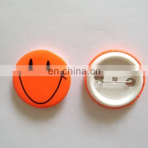 Smile Reflective Pin Badge Metal Badge Cheap Badge Pin thumbnail-2