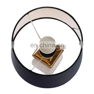 Europe Ceramic Meterial Bedside Table Lamp and LED Light thumbnail-5