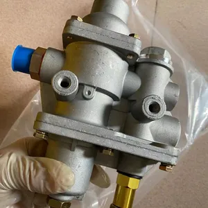 Xcmg Loader LW321 Water Separator Combination Valve SH380A-3511010 Loader Universal Spare Parts thumbnail-2