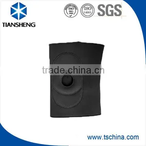 Waterproof and Elastic Neoprene Knee Support thumbnail-1