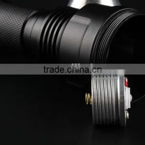 1000 Lumens T6 Tactical Flashlight LED thumbnail-5