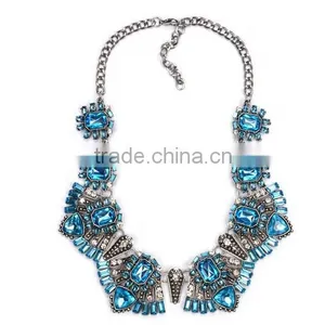 Alloy Flower Crystal Acrylic Hot Fashion Women Jewelry Necklace Chain Statement thumbnail-1