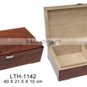 Wooden Box Cigar Humidor thumbnail-1