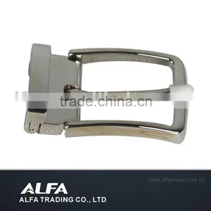 Metal Pin Buckle thumbnail-1