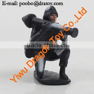 OEM New Designs Plastic Figurine Factory thumbnail-1