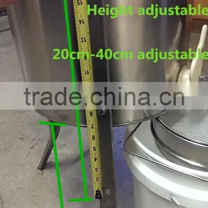 New Style Adjustable 4 Frames Manual Honey Extractor thumbnail-2