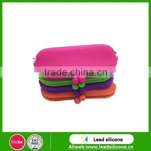 High Quality Rectangle Shaped Friendly Silicone Customized Coin Wallet thumbnail-3