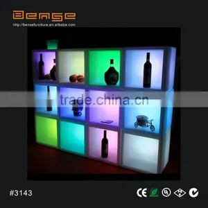 New Wateproof Rechargeable Club/Party/KTV/Event LED EVERCHANGING CUBE DISPLAY Cube Container thumbnail-1