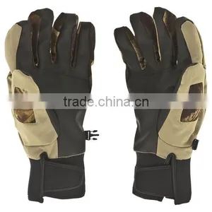 Camo Hunting Gloves thumbnail-5