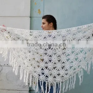 Vintage White Crochet Shawl, Soft Crochet Fringe Wrap, Wedding Shawl Wrap, Bride Shawl Ivory Wedding thumbnail-1