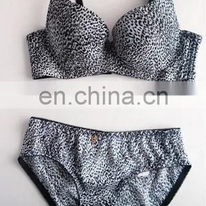 High Quality Ladies Sexy Leopard Printing Adjustable Strap Bra Set/underwear/lingrie thumbnail-1