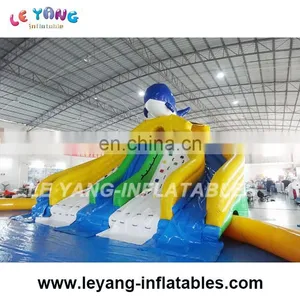 Penguin Water Slide With Sealed Swimming Pool / Mobile Amusement Inflatable Aqua Park thumbnail-2