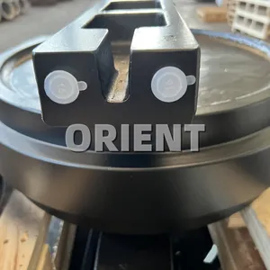 Casagrande C6XP C7XP C8 C25 C30 C50 C60 C60HD C90 C250 C400 C600 C600ZN Front Idler Roller Manufacturer thumbnail-4