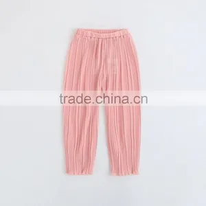 Europe Stylish Summer Children's Clothes Girl Clothes Five Solid Cream Color Chiffon Pleated Shorts Clothing Pants 2-9Y thumbnail-3